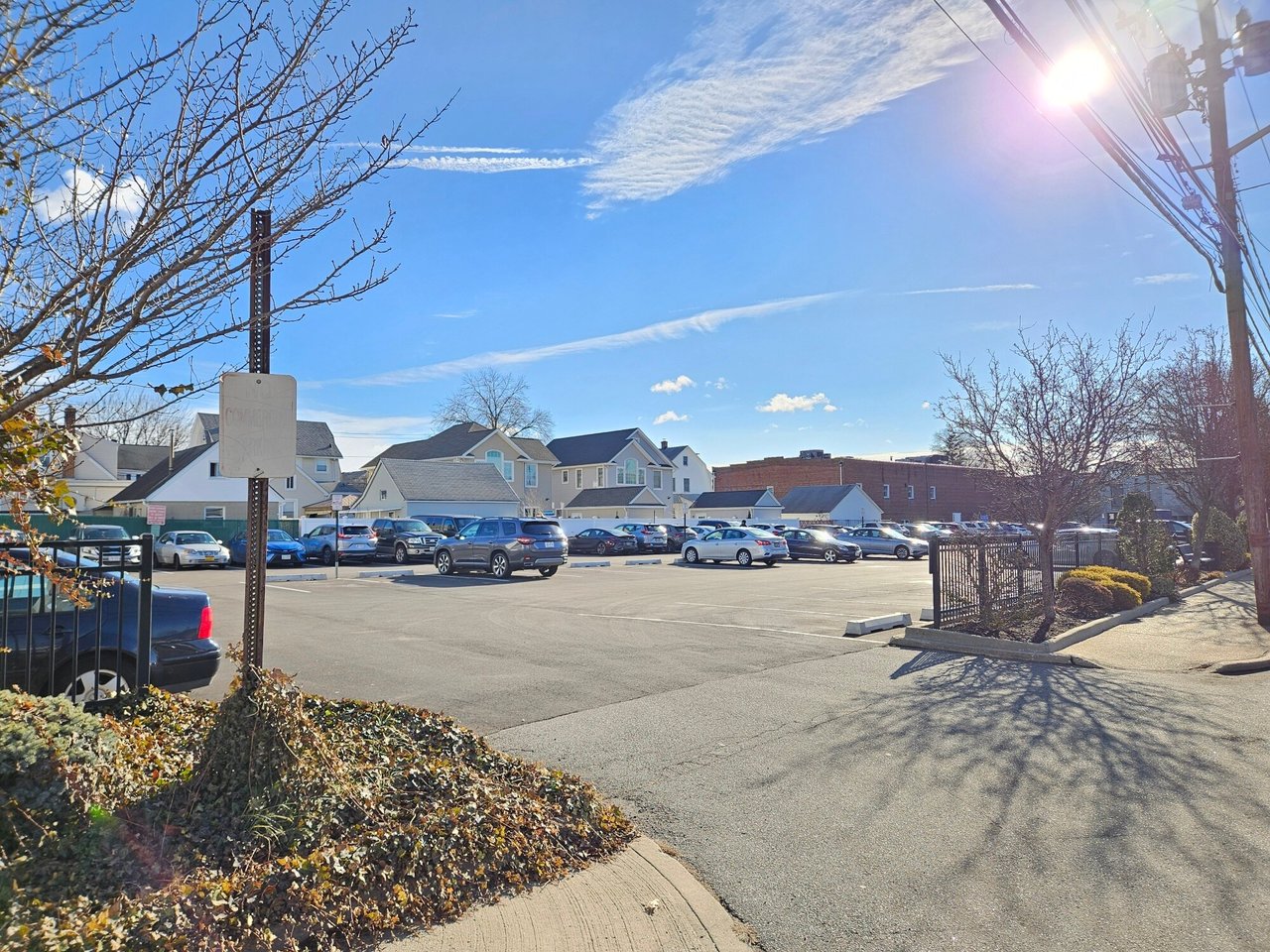 36-50 Lakeville Rd