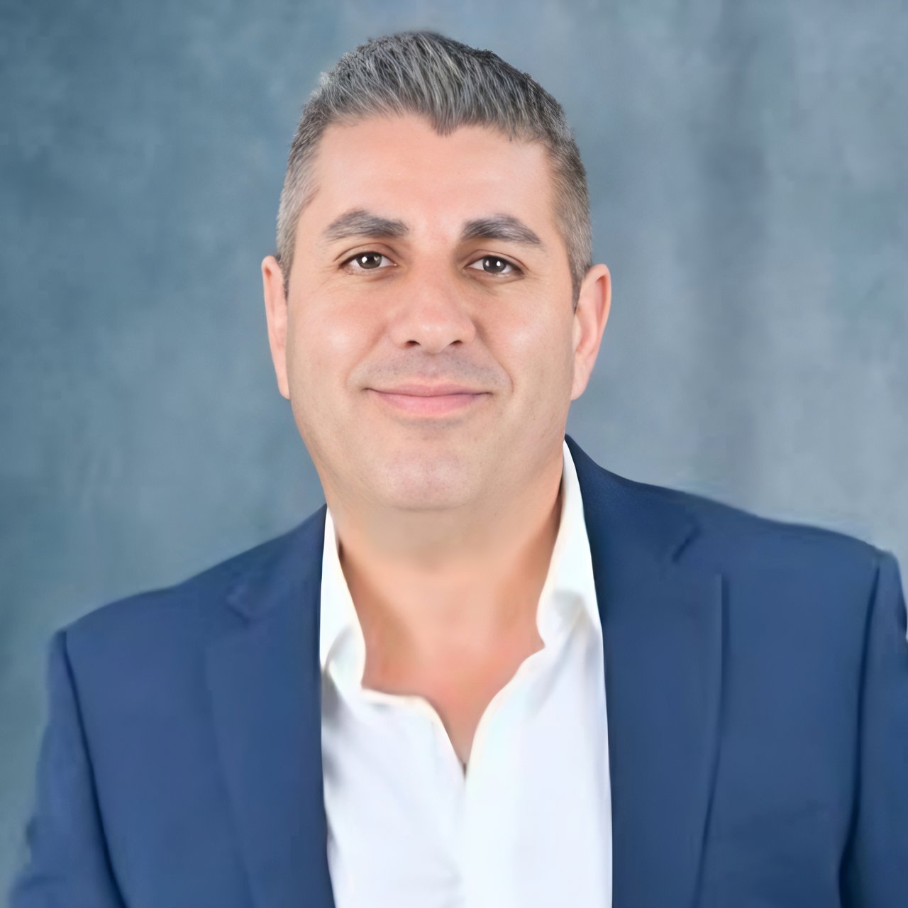 Eric Maldonado San Juan, PR Real Estate Agent Headshot