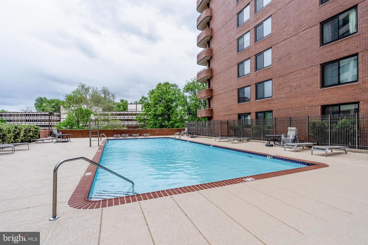 4550 N Park Ave #605