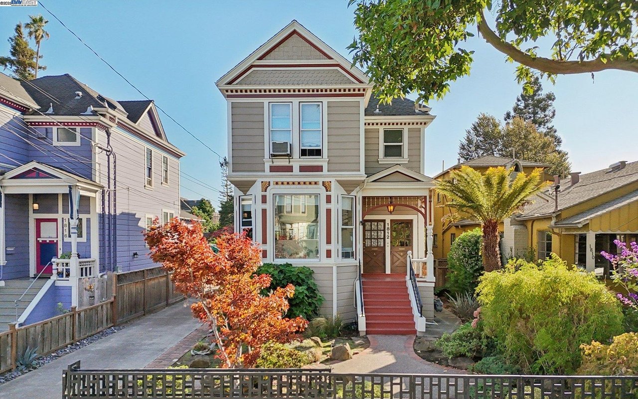 Central Alameda | Bronze Coast
