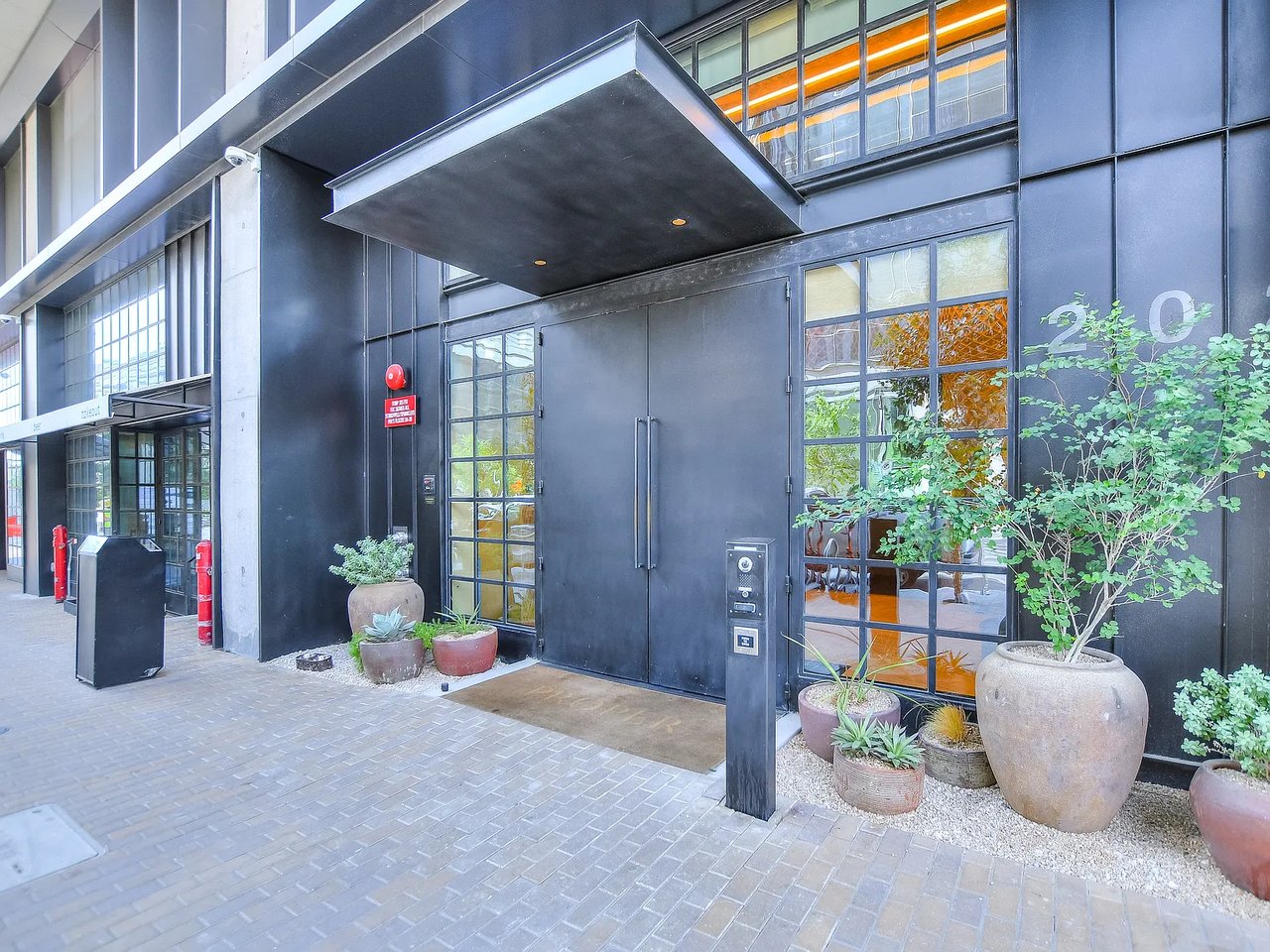 202 Nueces St #2506