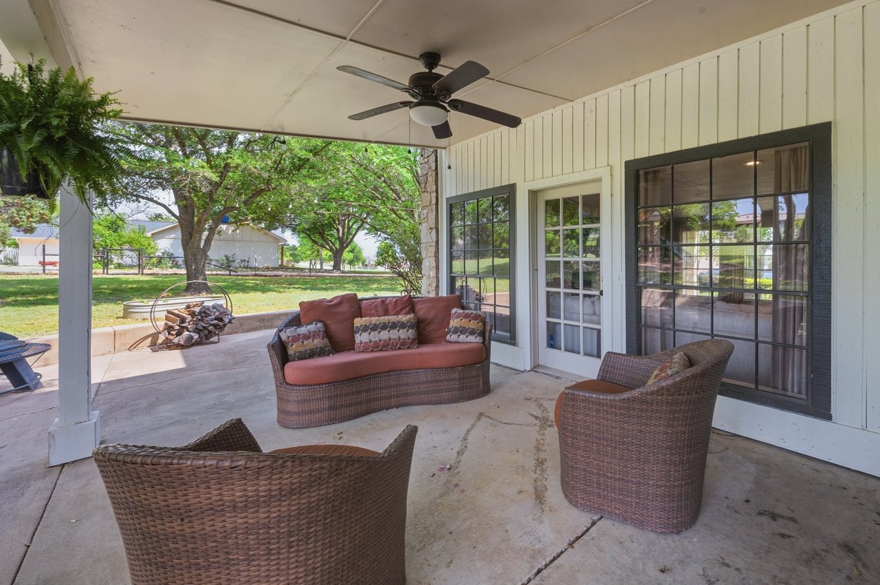 Acreage, Updated, All Near All Saints Episcopal School
