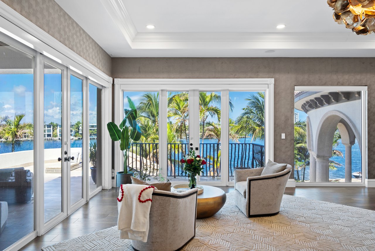 2593 SE 8th St, Pompano Beach, FL 33062