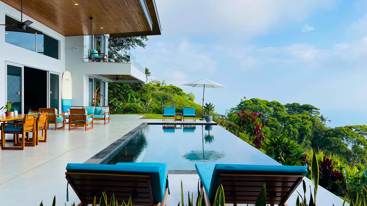 Modern House For Sale with Ocean view in Costa Verde Estates