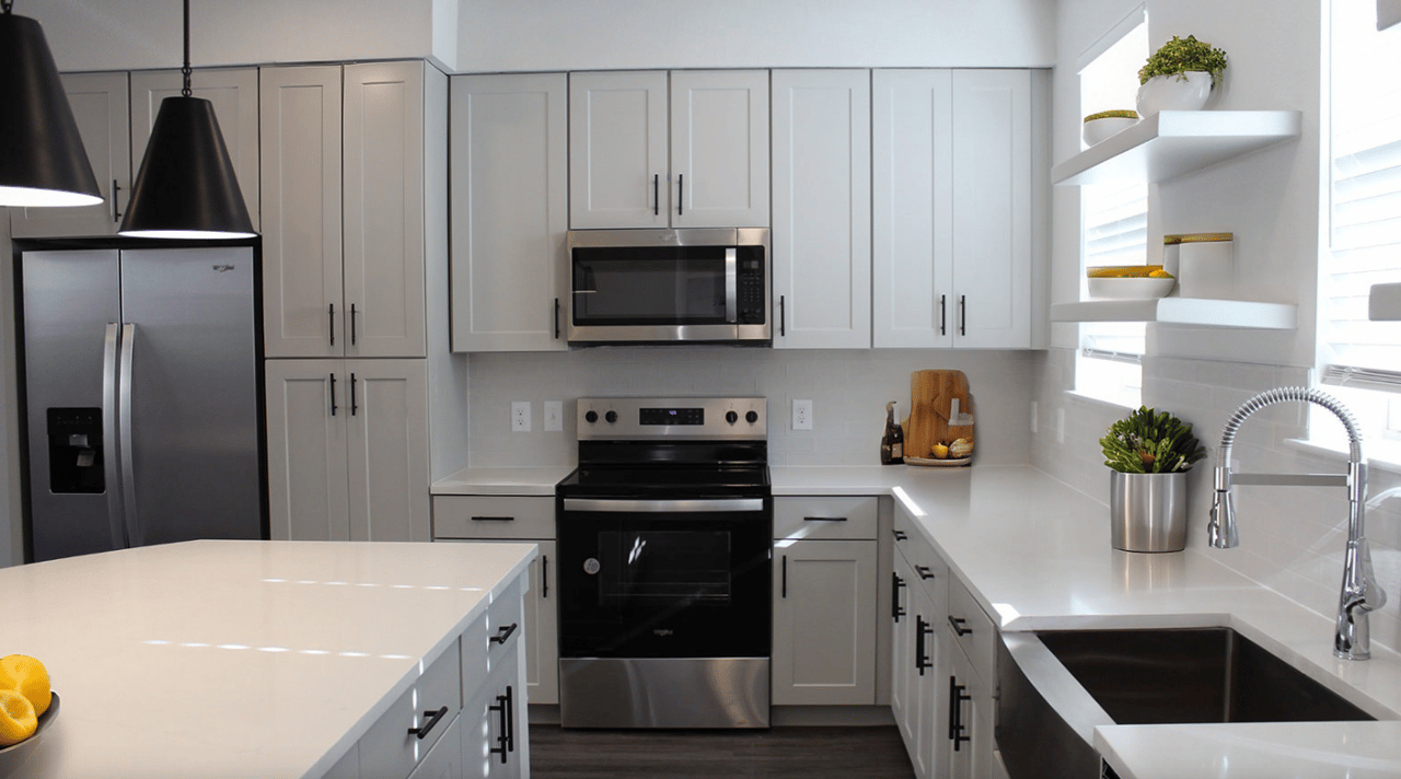 Now Offering Limited-Time Incentives! Enjoy Up To 10 Weeks FREE On Select Homes! One, Two, and Three Bedroom Apartments and Townhomes