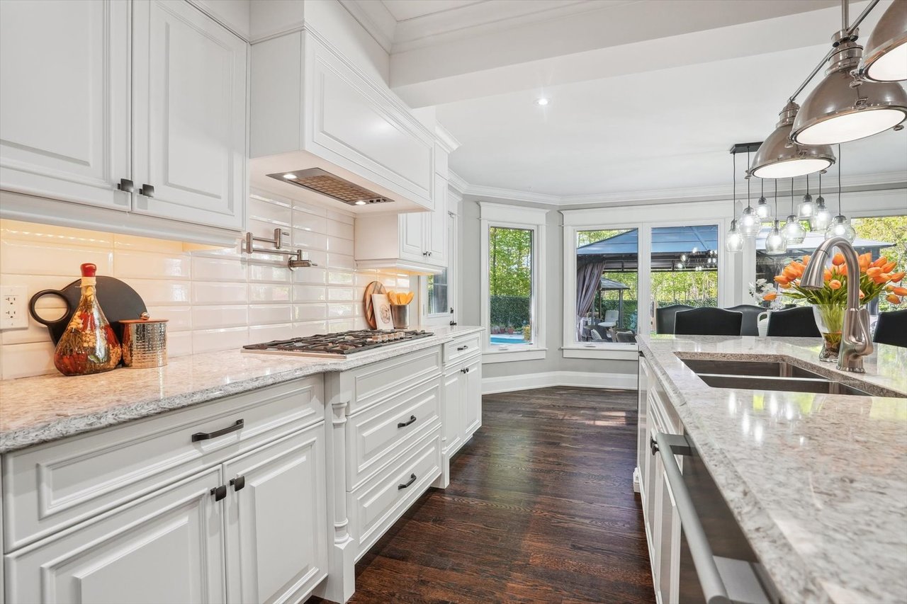 1662 Roundleaf Court