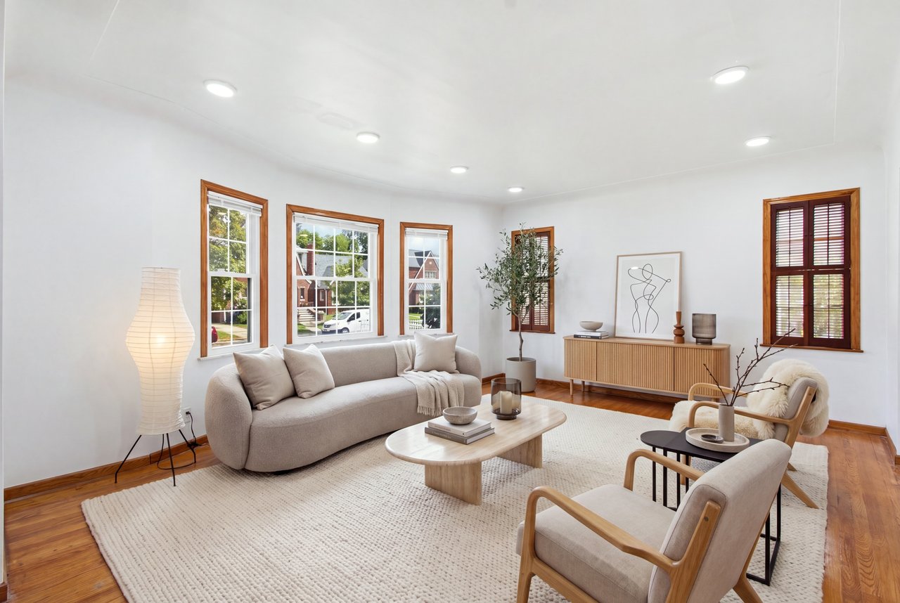 PROPERTY HIGHLIGHTS