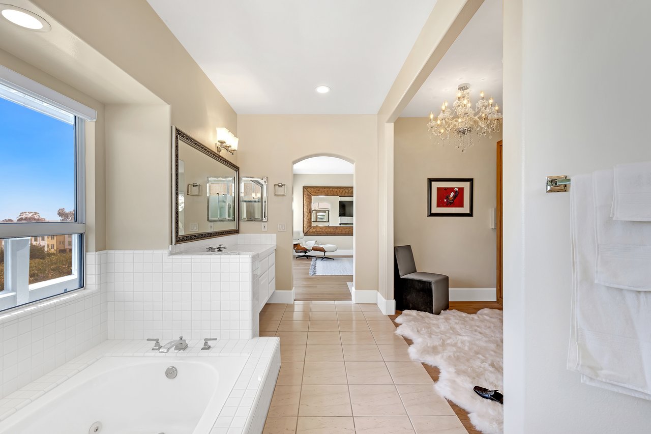 Luxury Rental Minutes from Doheny Beach