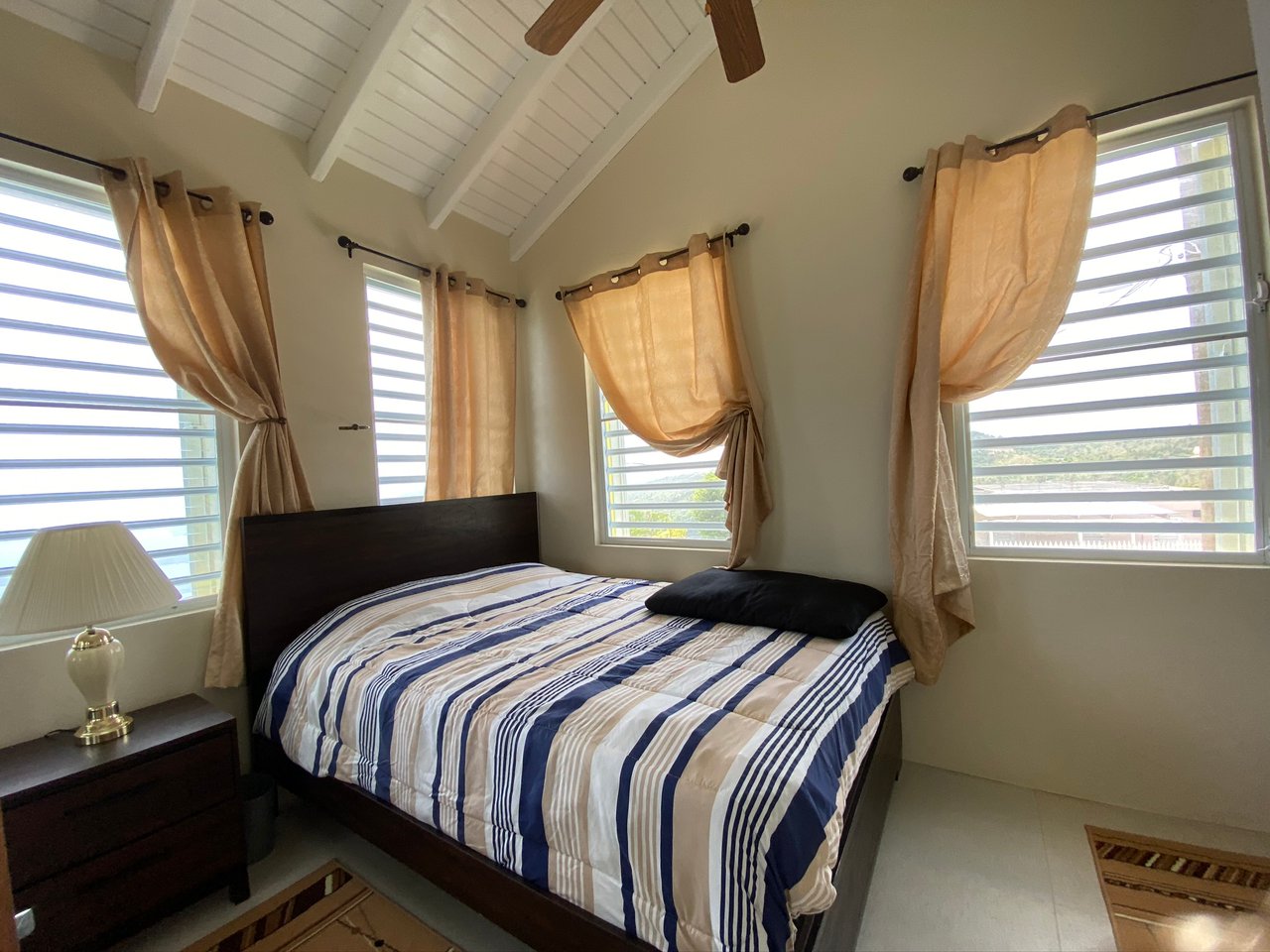 1113 Two x One Bedroom House 