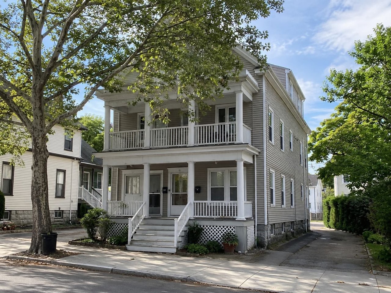 Waltham Multifamily Investing and House Hacking: A Broker's Guide to 2 to 4 Unit Properties