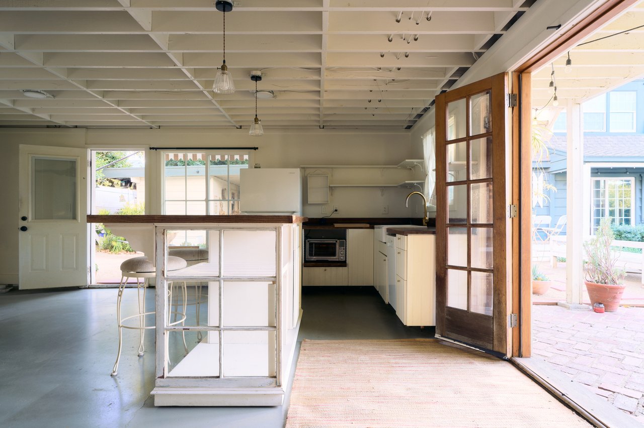 The Perry Farmhouse in Van Nuys, A Rare Rustic Compound