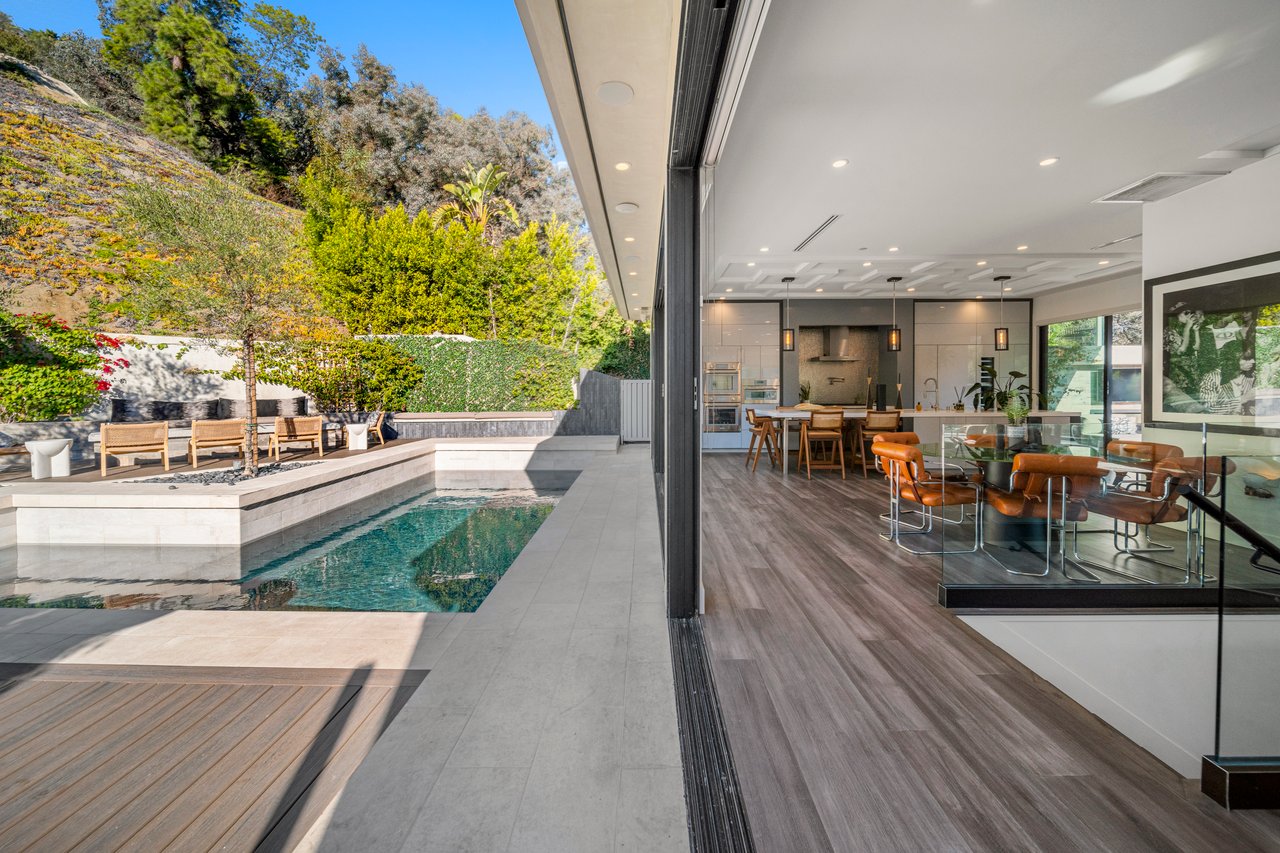 8145 Willow Glen Rd