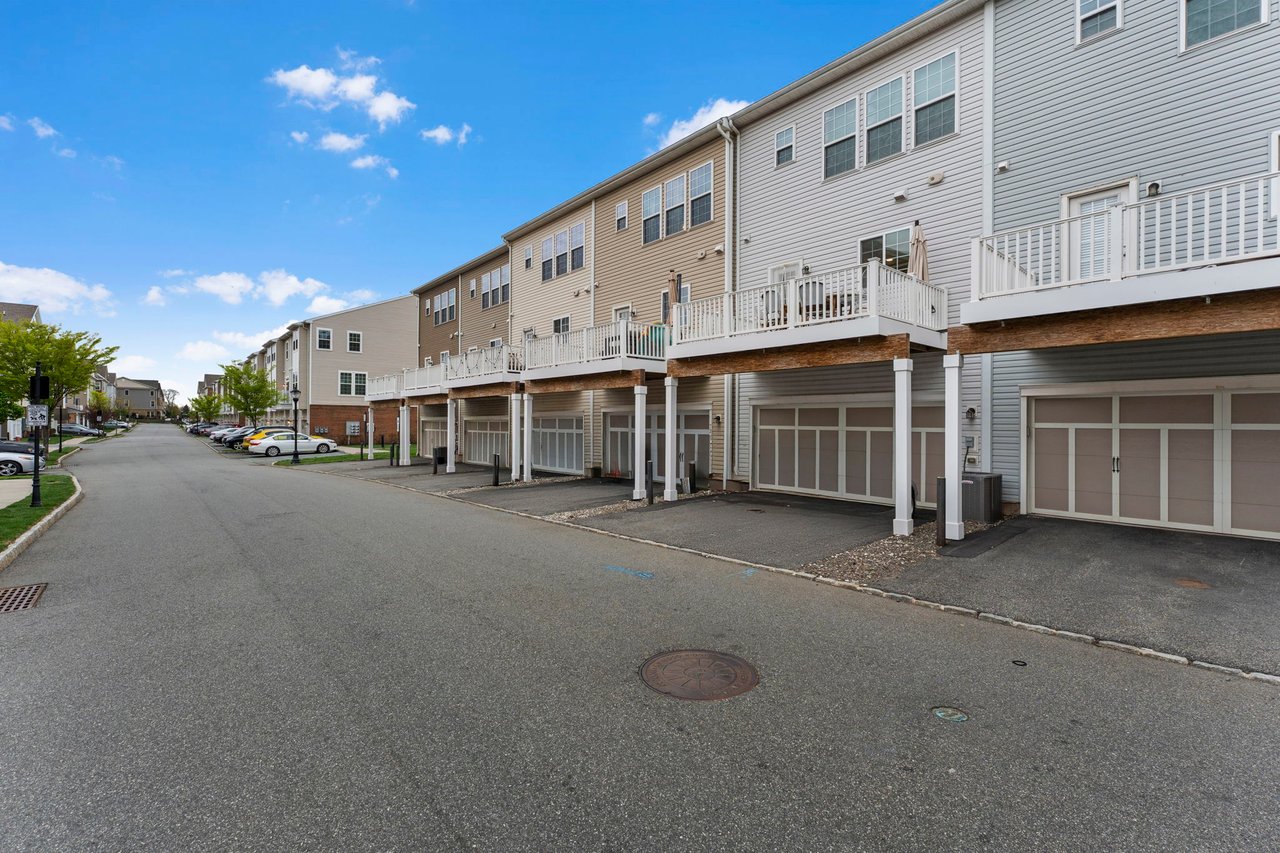 70 Wesmont Dr
