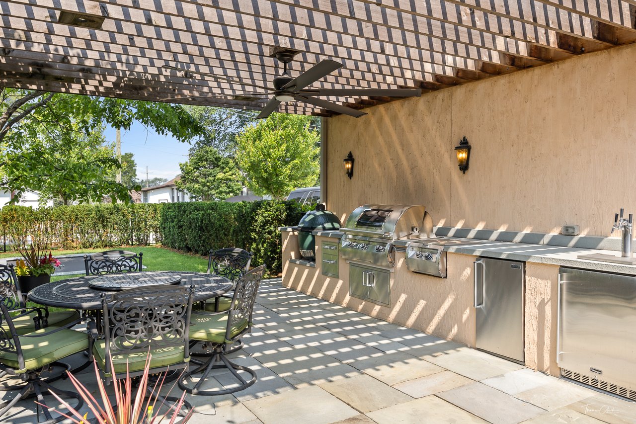 4103 Douglas Road