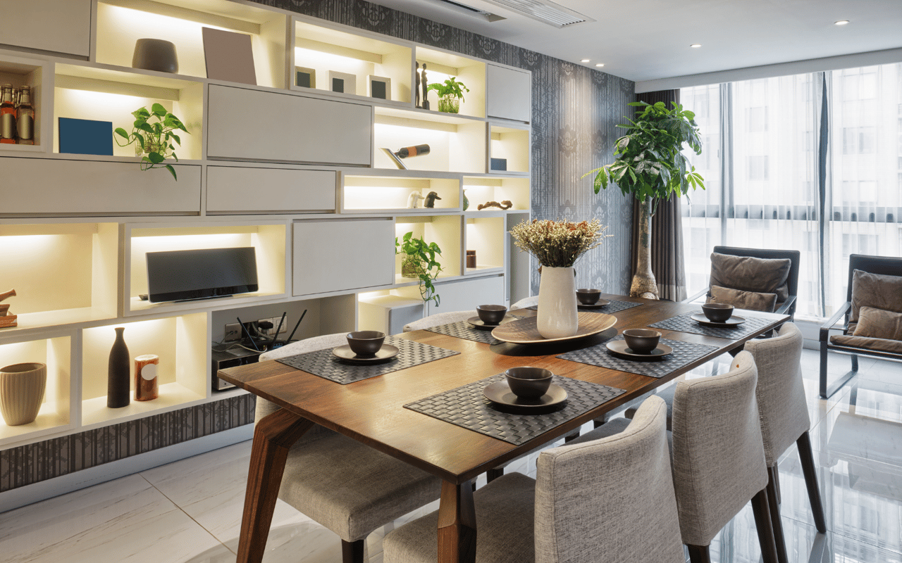 Is Now the Right Time to Sell in Lake Forest? Weighing the Pros and Cons of a Year-End Sale