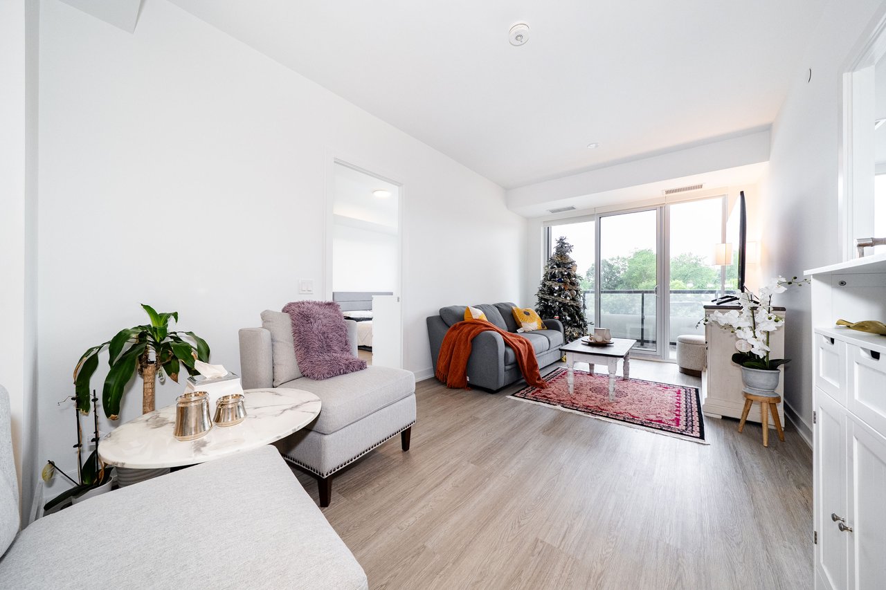 8188 Yonge Street, 235