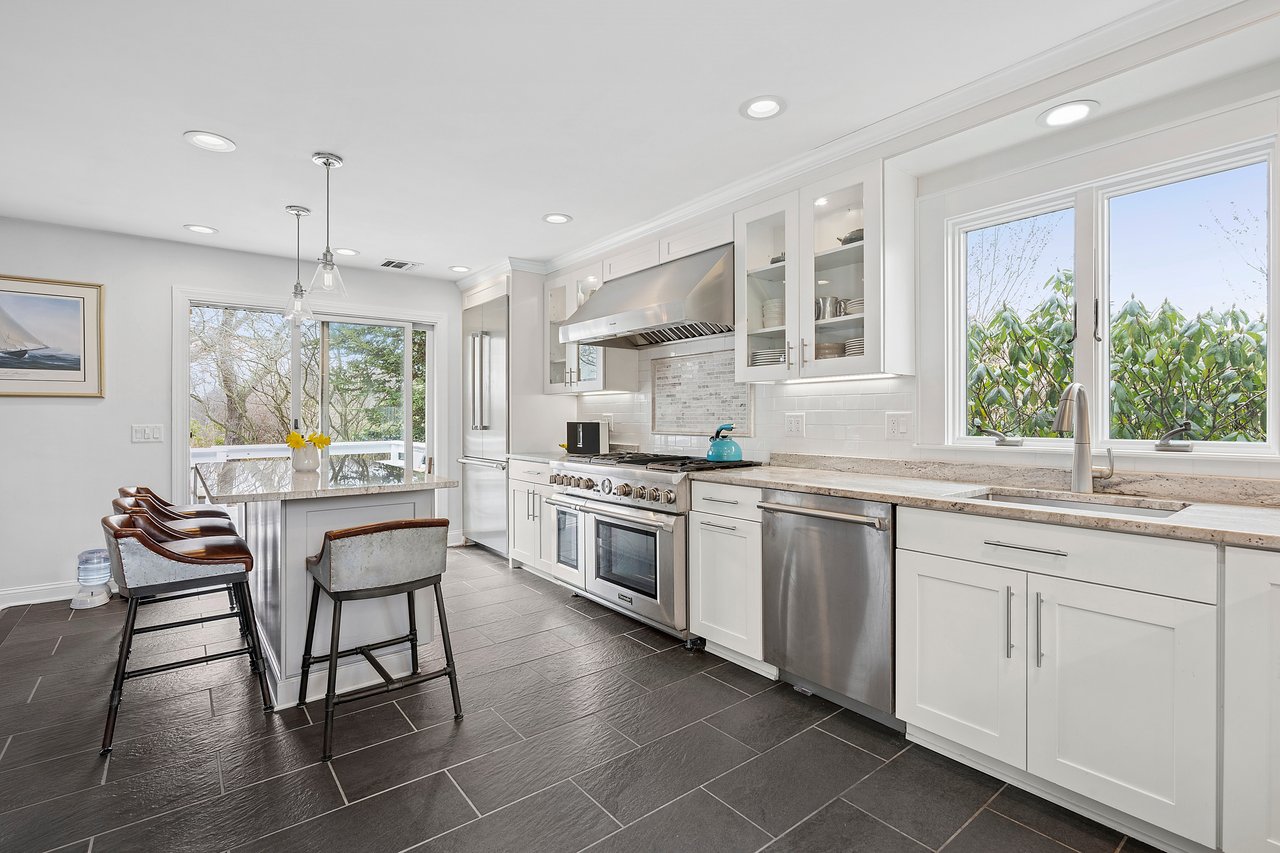 126 Fairview Avenue, Montauk