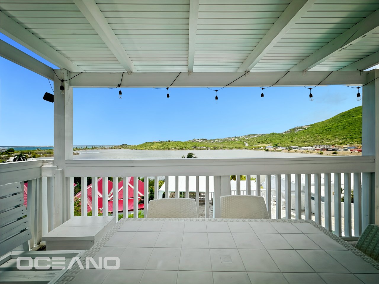 EXCLUSIVE : Set of 2 Apartments (T3 & T2) with Terraces - Charm and Investment Potential