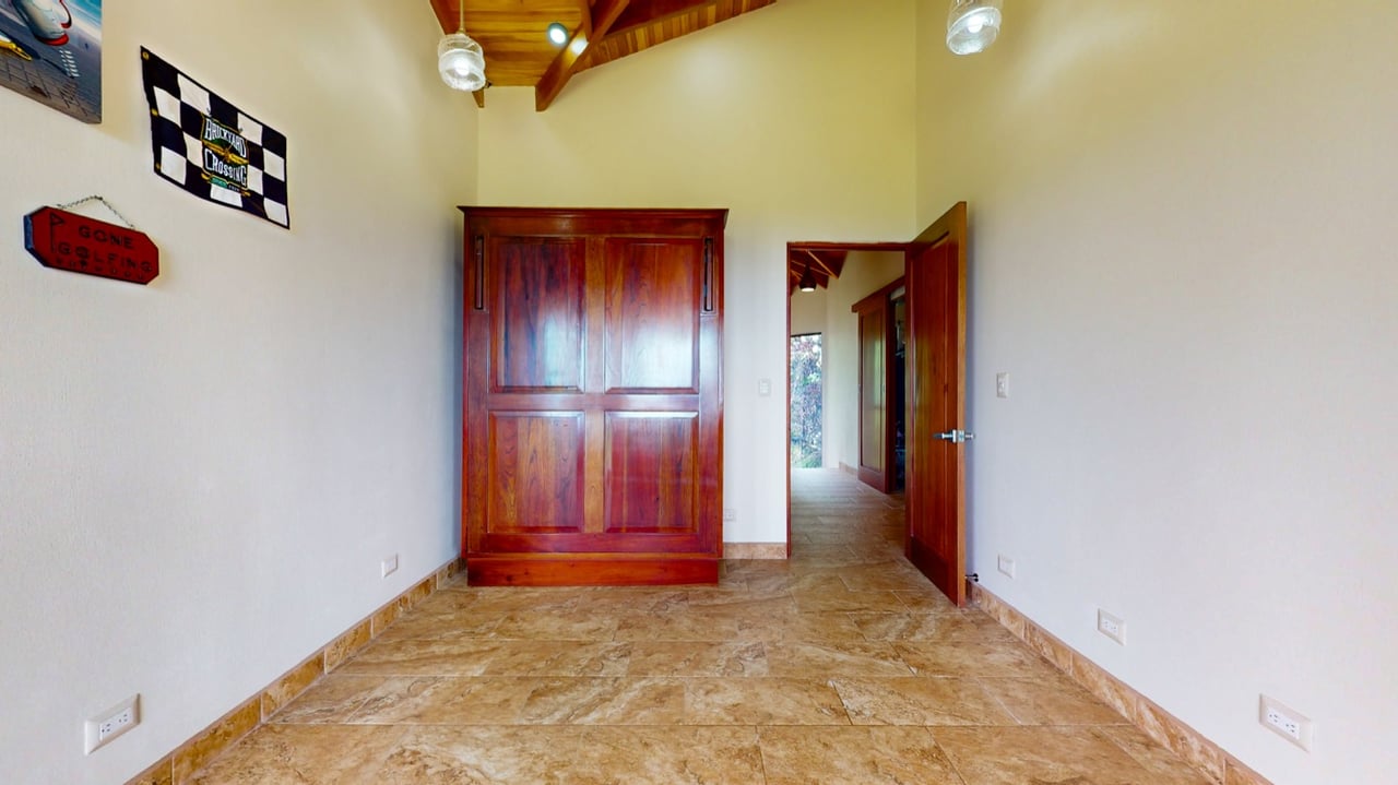 Ocean View home with Stunning Architectural Features in Tranquil Ojochal Hills