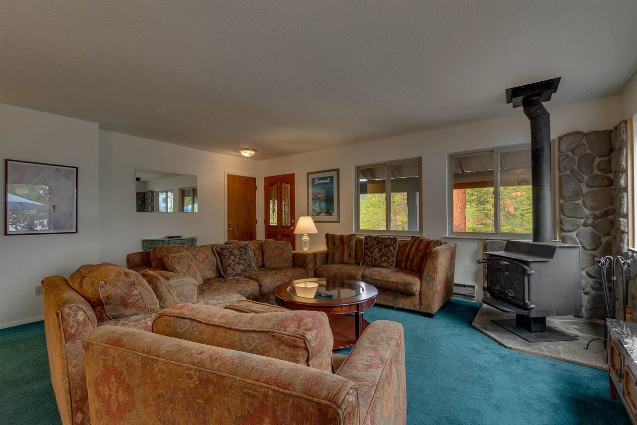 407 Bayview Dr