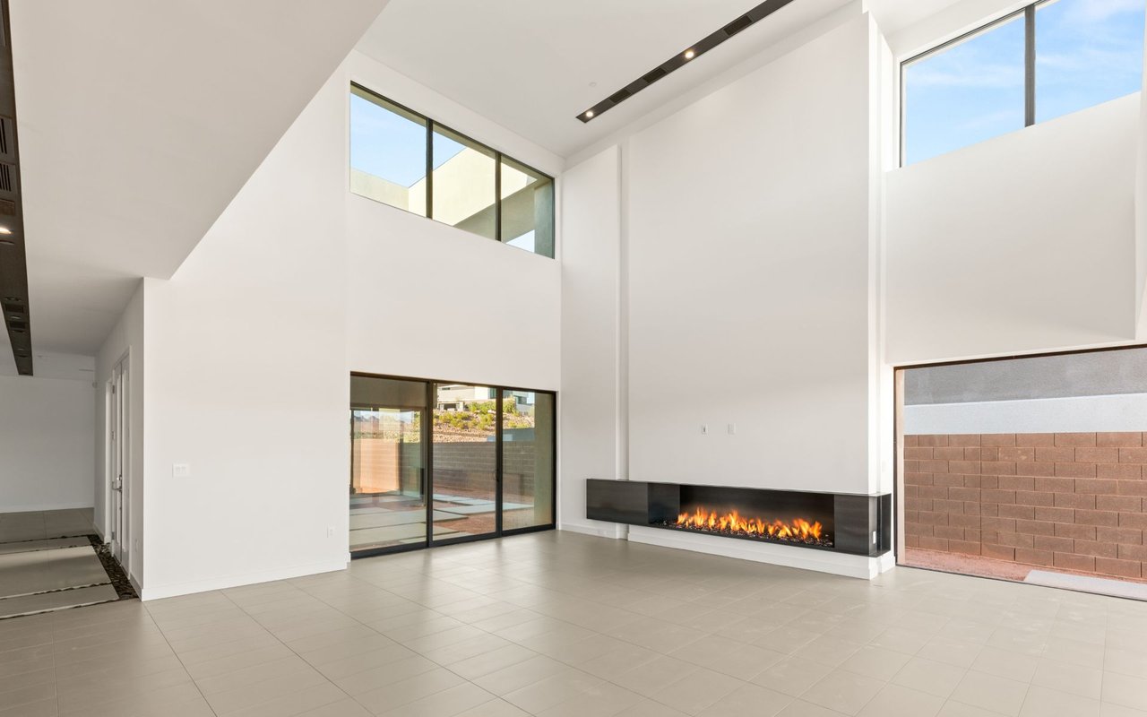 25 Canyon Bay Drive