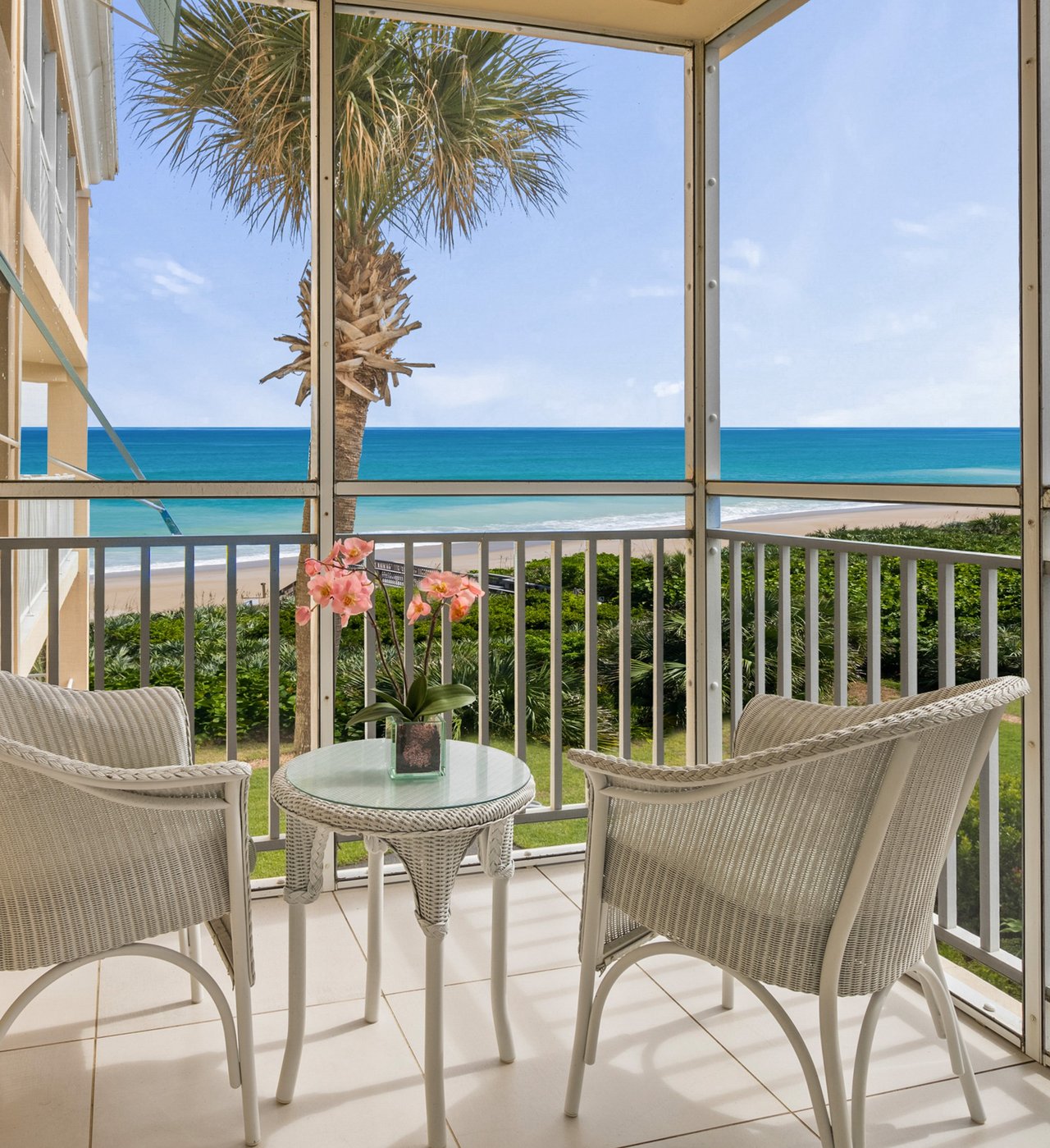 8820 S Sea Oaks Way 204