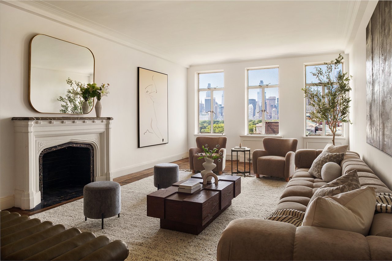 The NYC Apartment of Late Jewelry Exec Who Led David Webb Lists for $6.8M