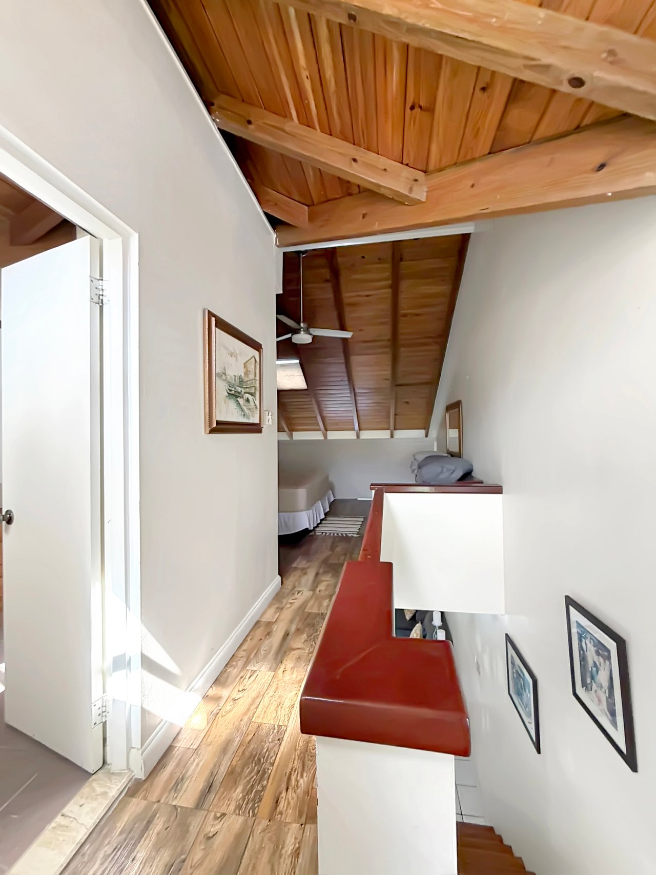 1112 Village Cay 1 Bedroom Apartment