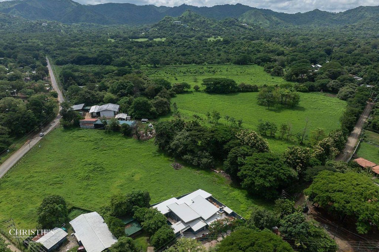 Coastal Duplex Residences Near Playa Potrero