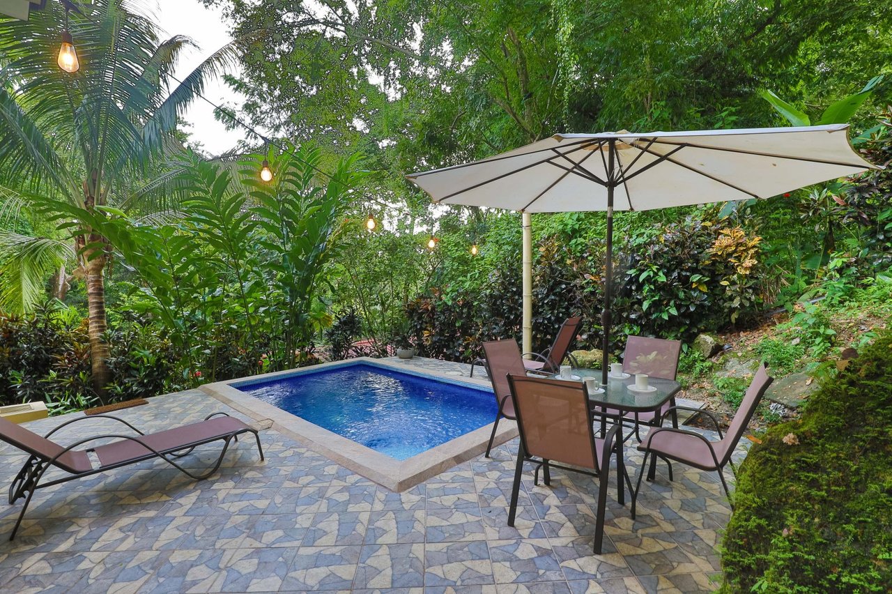 Manuel Antonio 3 bedroom- 3 bath with pool in Gated Development 