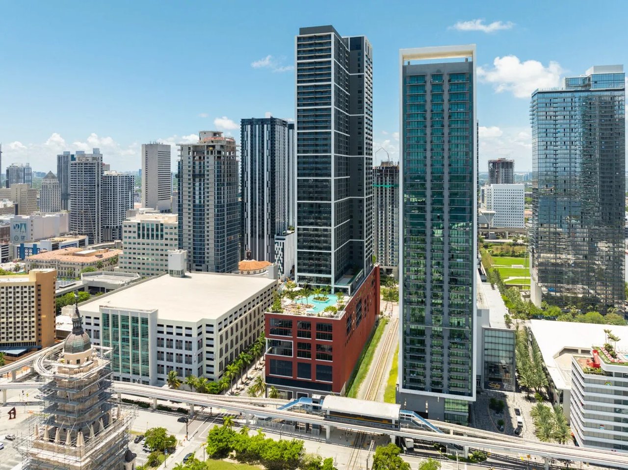 GALE Miami Hotel and Residences