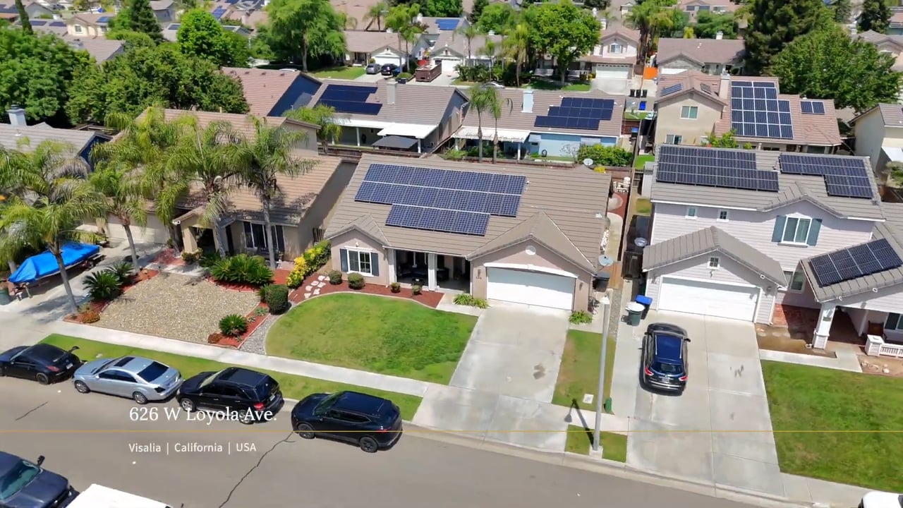  Just Listed in SW Visalia!
