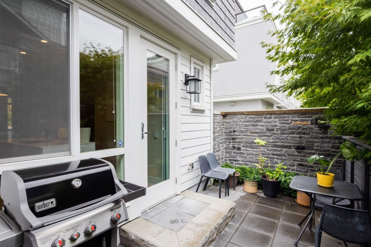 276 W 62nd Ave
