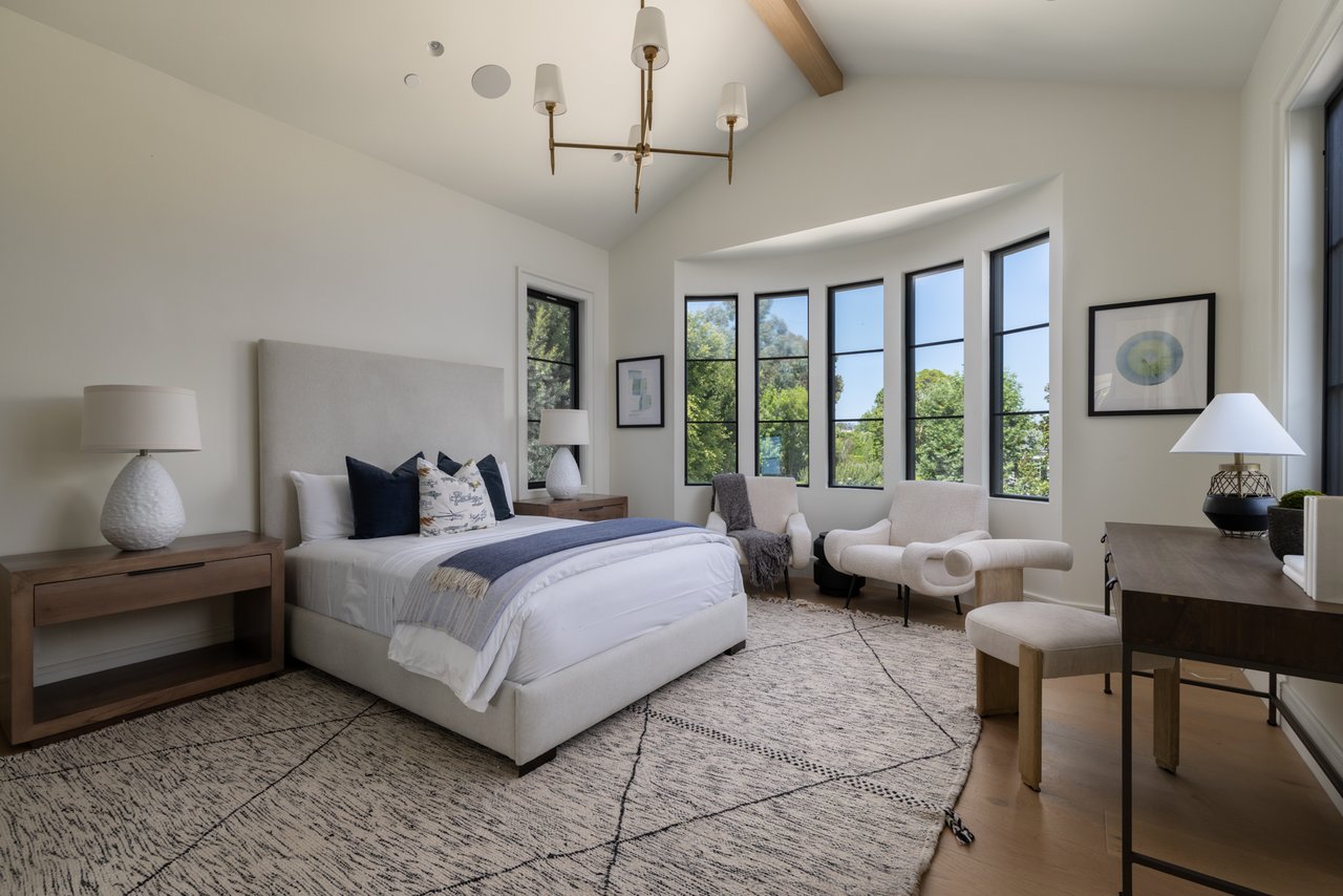 415 N Cliffwood Ave, Brentwood