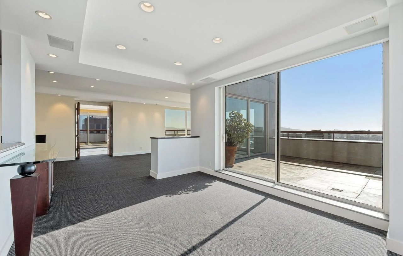 333 Bush Street Condos