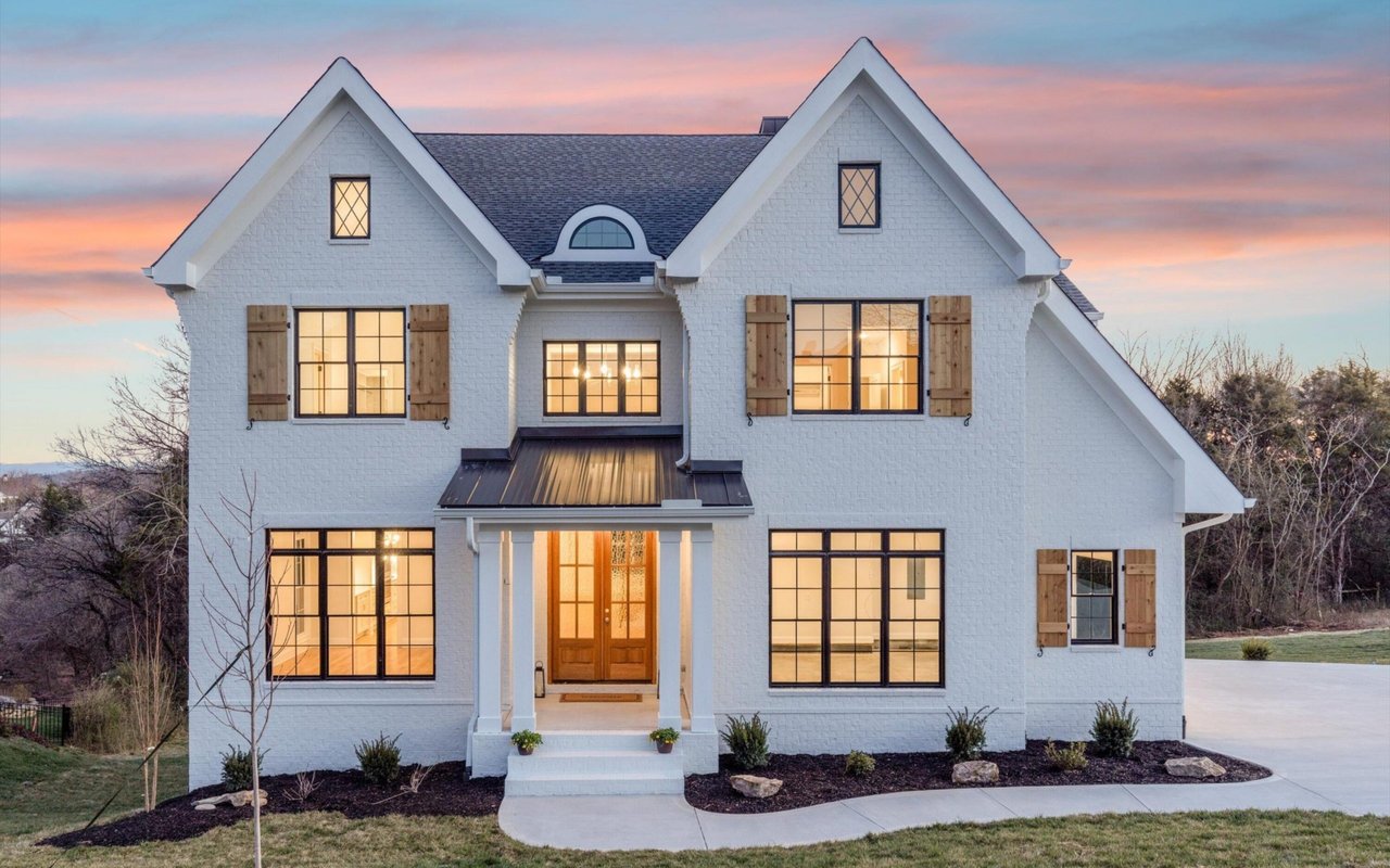 Luxury Spotlight | 533 Lone Willow Drive Knoxville, TN 37934