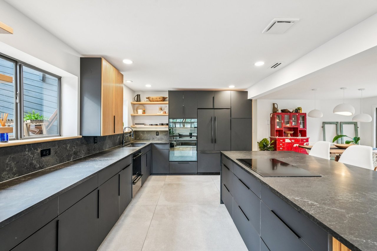 Cornwall Contemporary Wooded Retreat