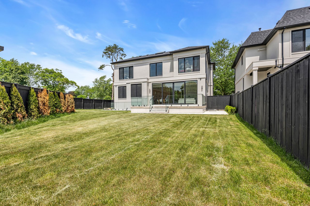 152 Third Line, Oakville