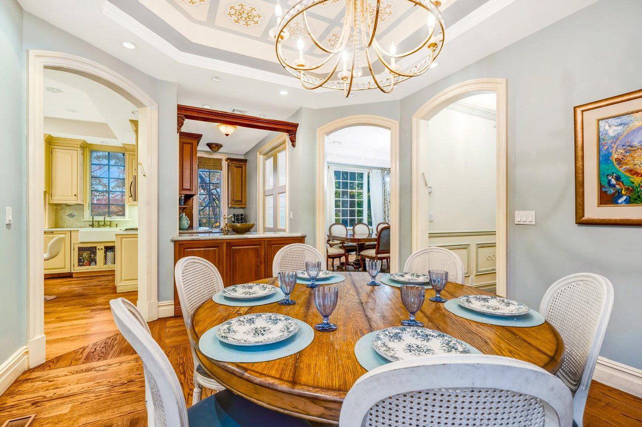 850 E 23rd Street private house