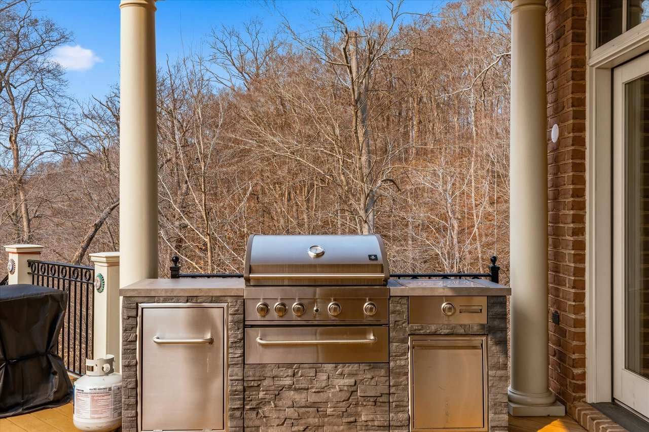 10036 Lake Occoquan Dr