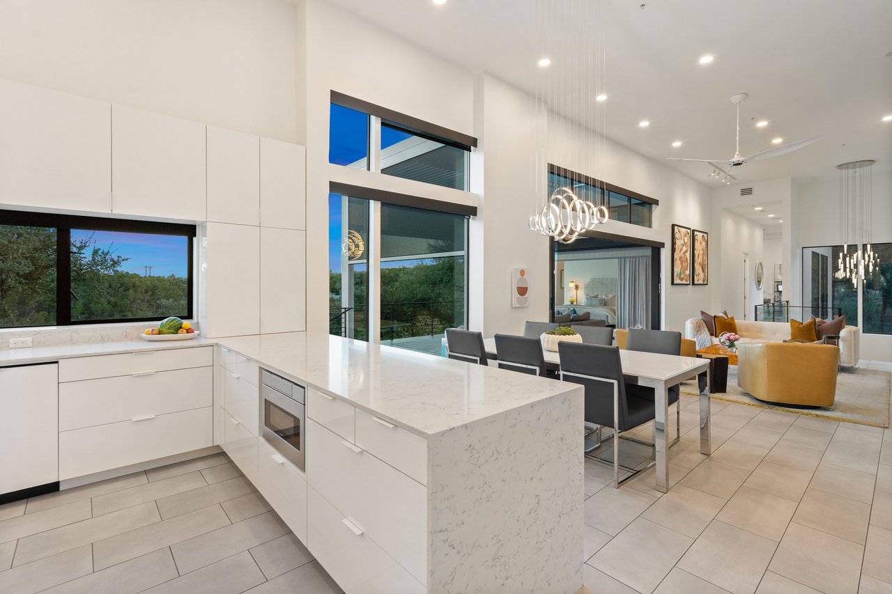 Modern Masterpiece in West Lake Hills