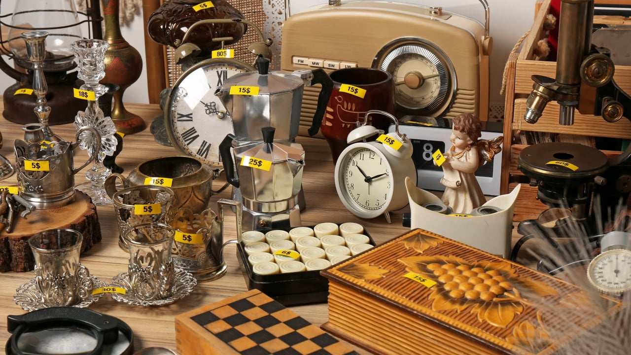 3 Smart Tips to Make the Most of an Estate Sale