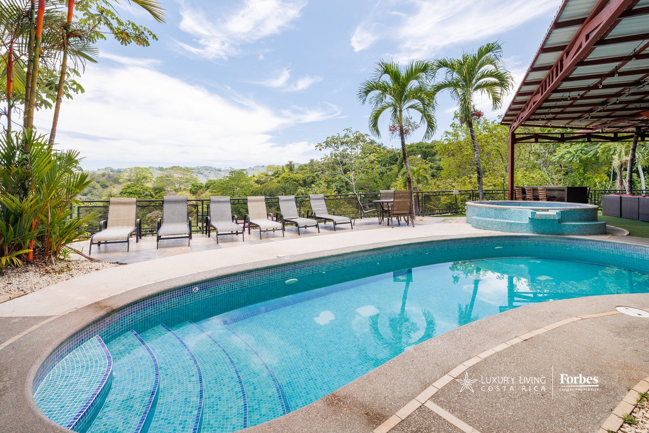 21455 - Remodeled Residence, 10 bedrooms, Near Marina Los Sueños with Views