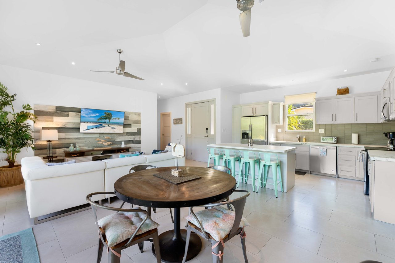 The Haven | Spacious Home + Private Casita in Gated Mar Vista Community