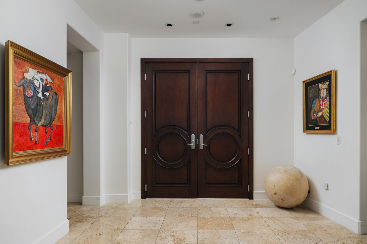 2402 E ESPLANADE Lane PH2