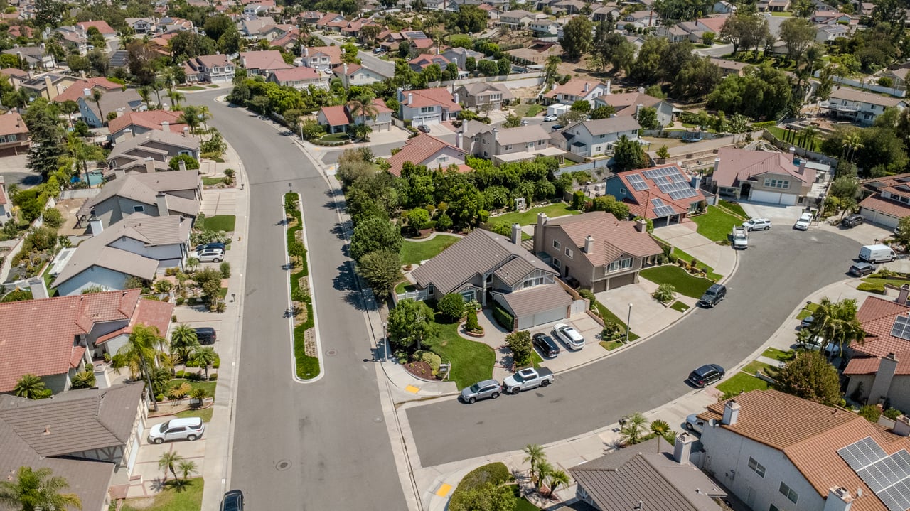 20525 Via Campanas