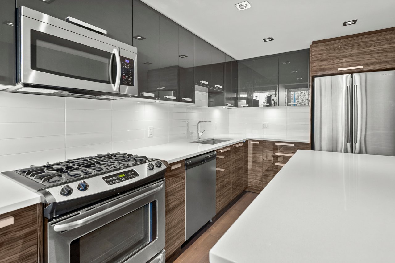 235 9A Street NW Unit: 111