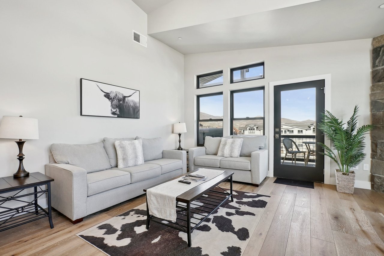 1145 W Helling Circle #304
