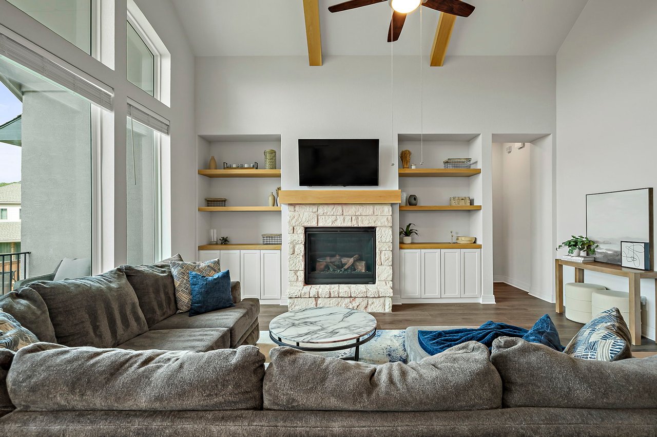 Contemporary Sweetwater Stunner