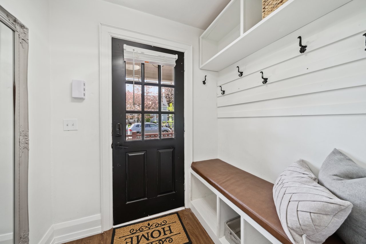 6499 Main Street, Stouffville